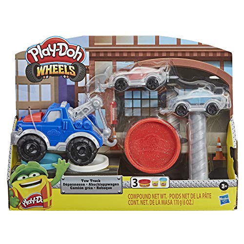 Hasbro Play-Doh Tow Truck