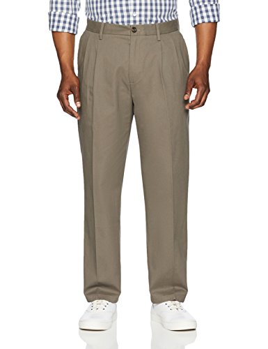 Amazon Essentials Classic-Fit Wrinkle-Resistant Pleated Chino Pant Pantaloni, Grigio (Taupe), W36/L32