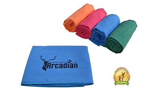 Grande asciugamano in microfibra per cani di Arcadian. Questo colorato asciugamani è il regalo perfetto per il vostro amato animale domestico.