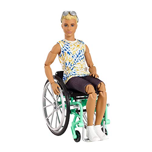 Barbie Bambola Ken Fashionistas con Sedia a Rotelle, Rampa e Vestiti alla Moda, Giocattolo per Bambini 3+Anni, GWX93