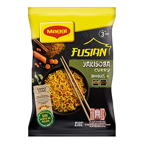 Maggi Fusian Yakisoba Curry Noodles Istantanei con Verdure e Salsa con Soia, 8 Confezioni da 2 Porzioni