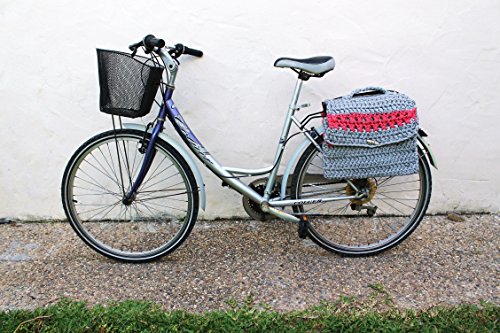 Bisaccia doppia all'uncinetto per borsa bici convertibile. Grigio e rosa.