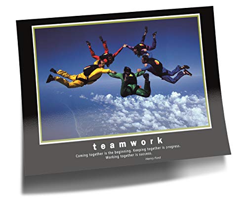 GREAT ART Teamwork Poster Originale - Barney Stinson Fotomurale - 85 x 60 cm Paracadute Come Ho Incontrato Tua Madre Motivazione Barney Stinson Ufficio Successo Skydive Immagini - No. 6