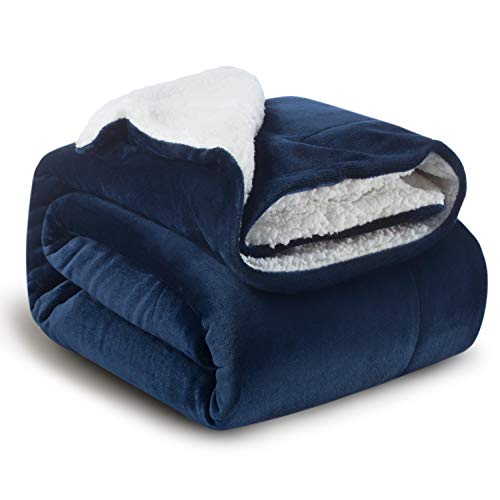 Bedsure Coperta di Pile Sherpa per Letto e Divano Blu Navy 150x200cm - Plaid Letto Singolo Coperte di Sherpa e Flanell Microfibra Morbida