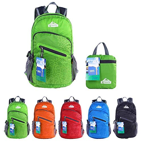 EGOGO Multifunzione 25L Zaino Trekking Pieghevole Peso Leggero Daypack per Sportivo Outdoor Campeggio Alpinismo Arrampicata Viaggi S2212 (Verde)