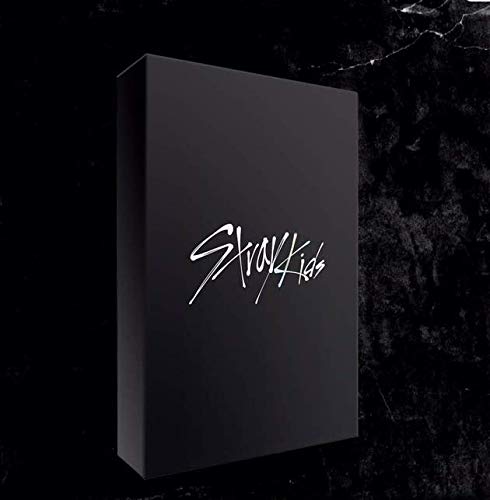 JYP Stray Kids - GO生 Limited Edition Album+Pre-Order Benefit+Folded Poster+Extra Photocards Set