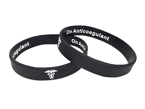 On Anticoagulant Hidden Message Bracciale in silicone nero con informazioni per emergenze mediche. 202mm wristband da uomo o donna, di Butler & Grace.