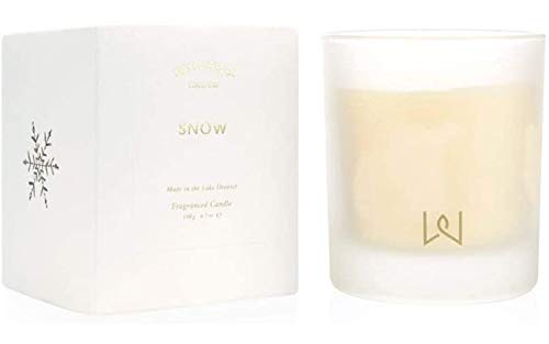Wax Lyrical - Candela profumata con neve, in confezione regalo, durata fino a 38 ore, 9,5 x 9,5 x 11 cm