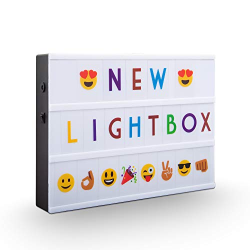 B.K.Licht Lampada LED decorativa con lettere nere e colorate intercambiabili, Light Box dimensione A4, luce per scrivere messaggi, cavetto incluso o batterie AA non incluse, LED integrati IP20