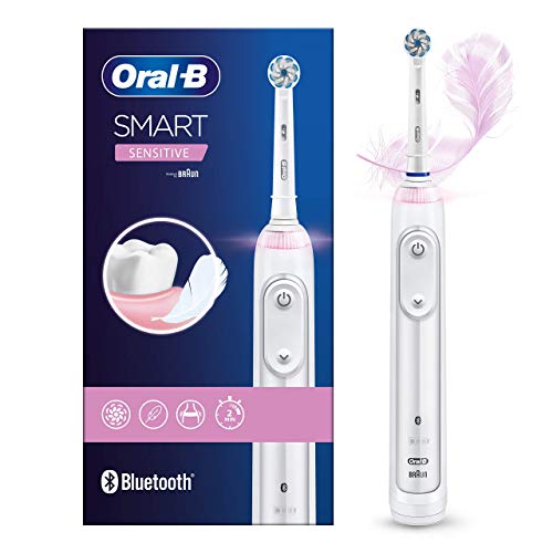 Oral-B Smart Sensitive Spazzolino elettrico per denti sensibili, app per Coaching, 5 programmi di pulizia con setole sensibili, controllo visivo a 360° e timer, bianco