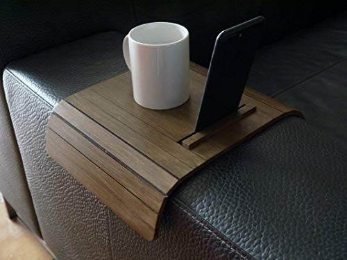 Piccolo tavolino laterale da bracciolo divano con supporto tablet e smartphone in molti colori come noce scuro Tavolini lato poltrona in legno Tavolo salvaspazio pieghevole per salotto moderno design